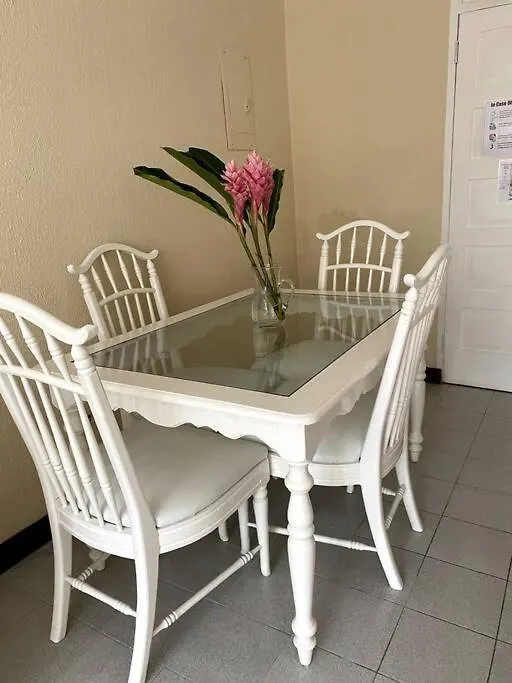 Lush Tropical Apartment Located In A 4-Star Resort 런어웨이베이