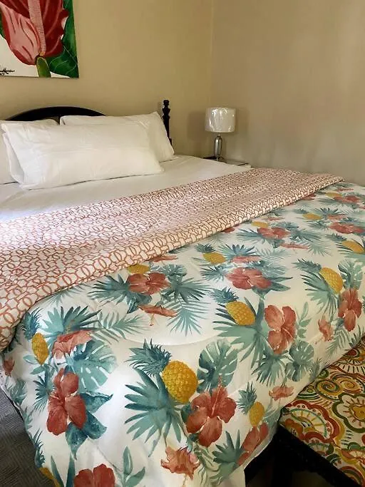 Lush Tropical Apartment Located In A 4-Star Resort 런어웨이베이